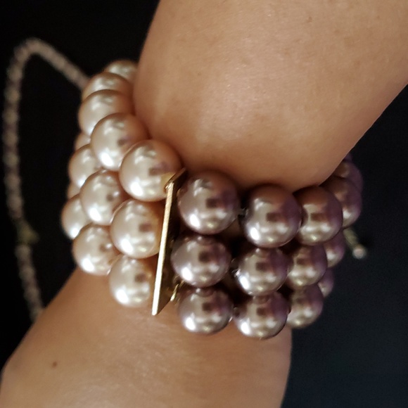 Pearl Necklace and bracelet set - Picture 5 of 5